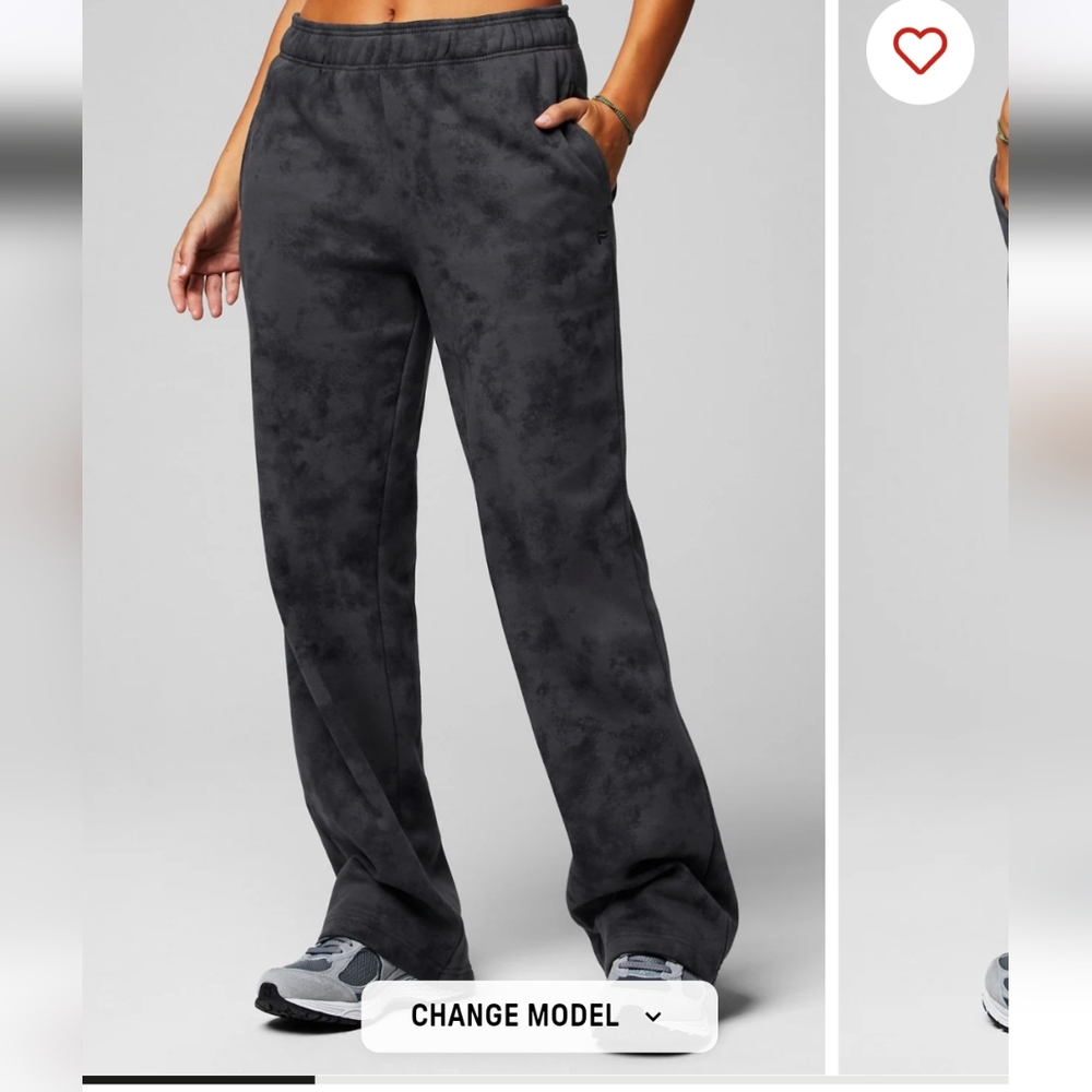 Women's Fabletics Cozy Fleece Wide Leg Sweatpant size XXL/1X - Picture 3 of 3